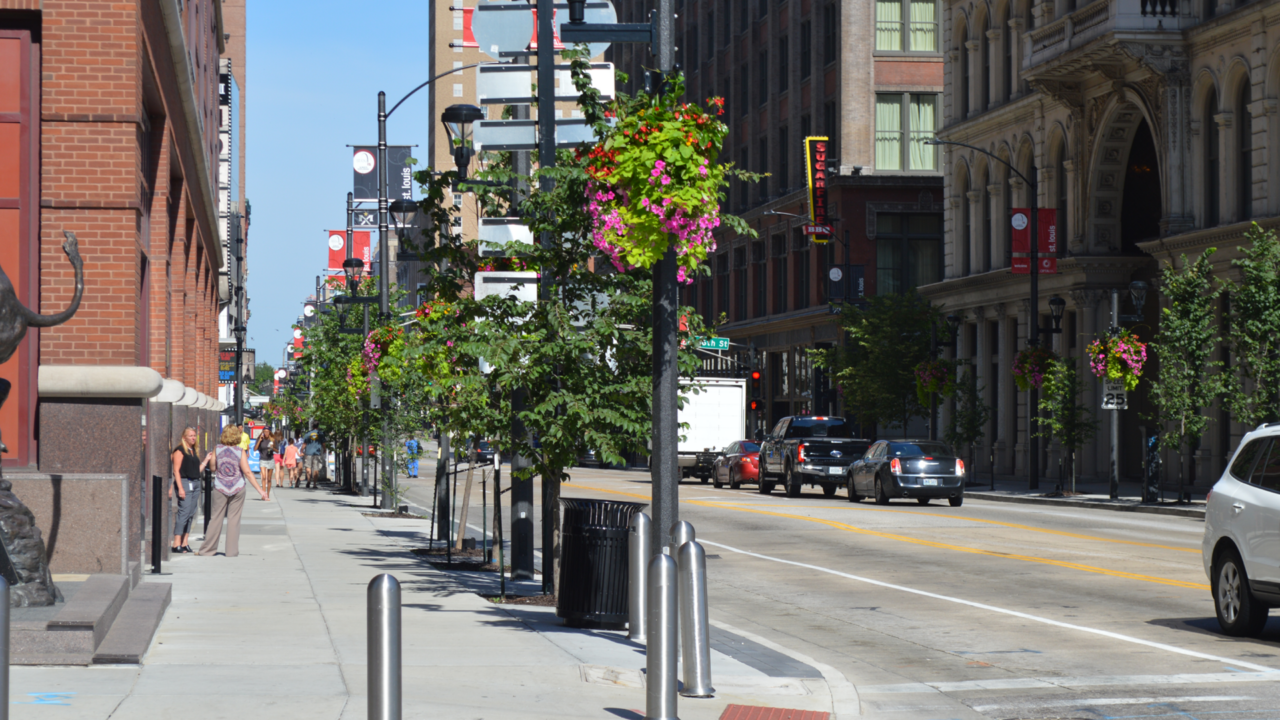 Washington Avenue Streetscape