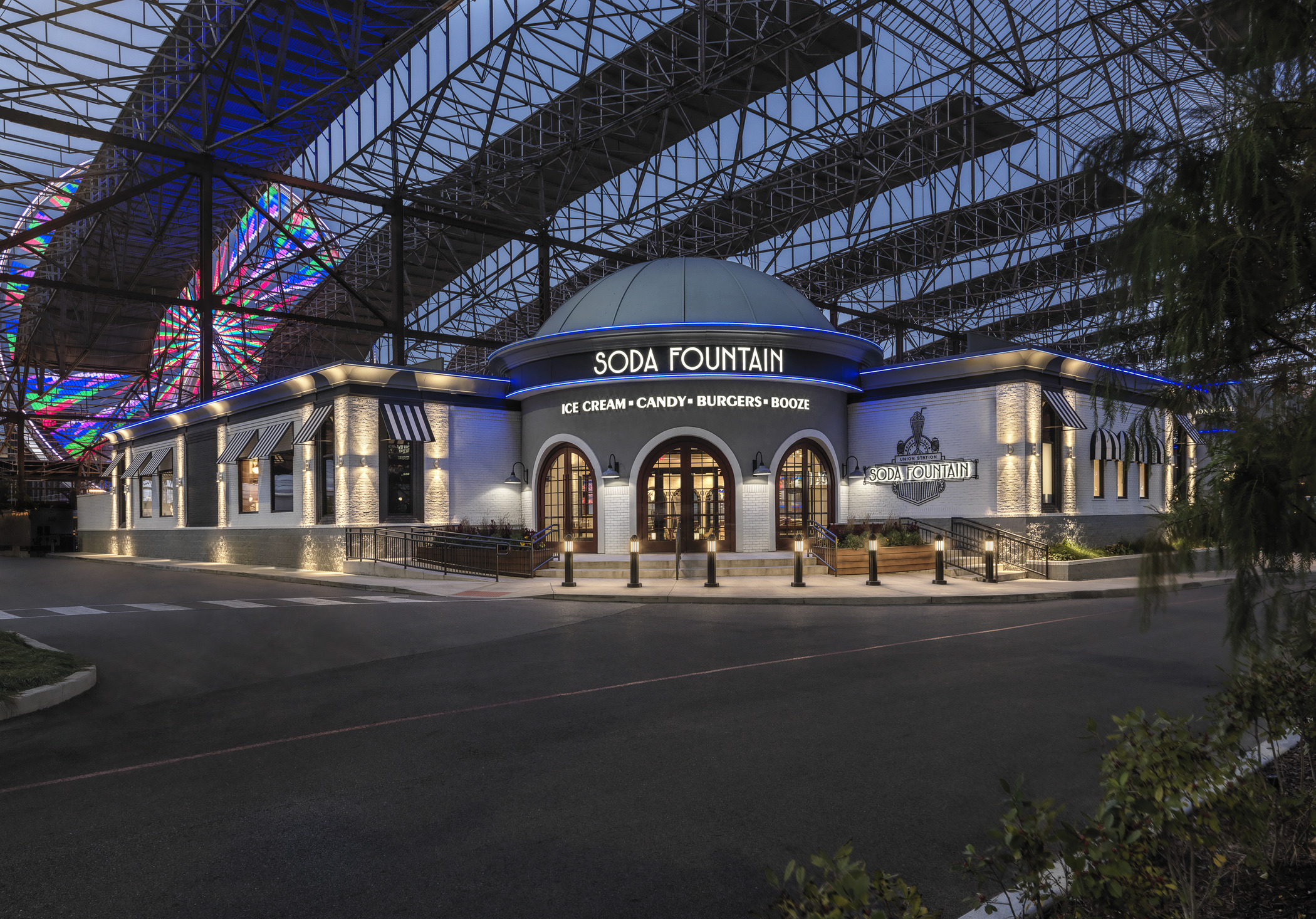Soda Fountain at Union Station St. Louis Exterior