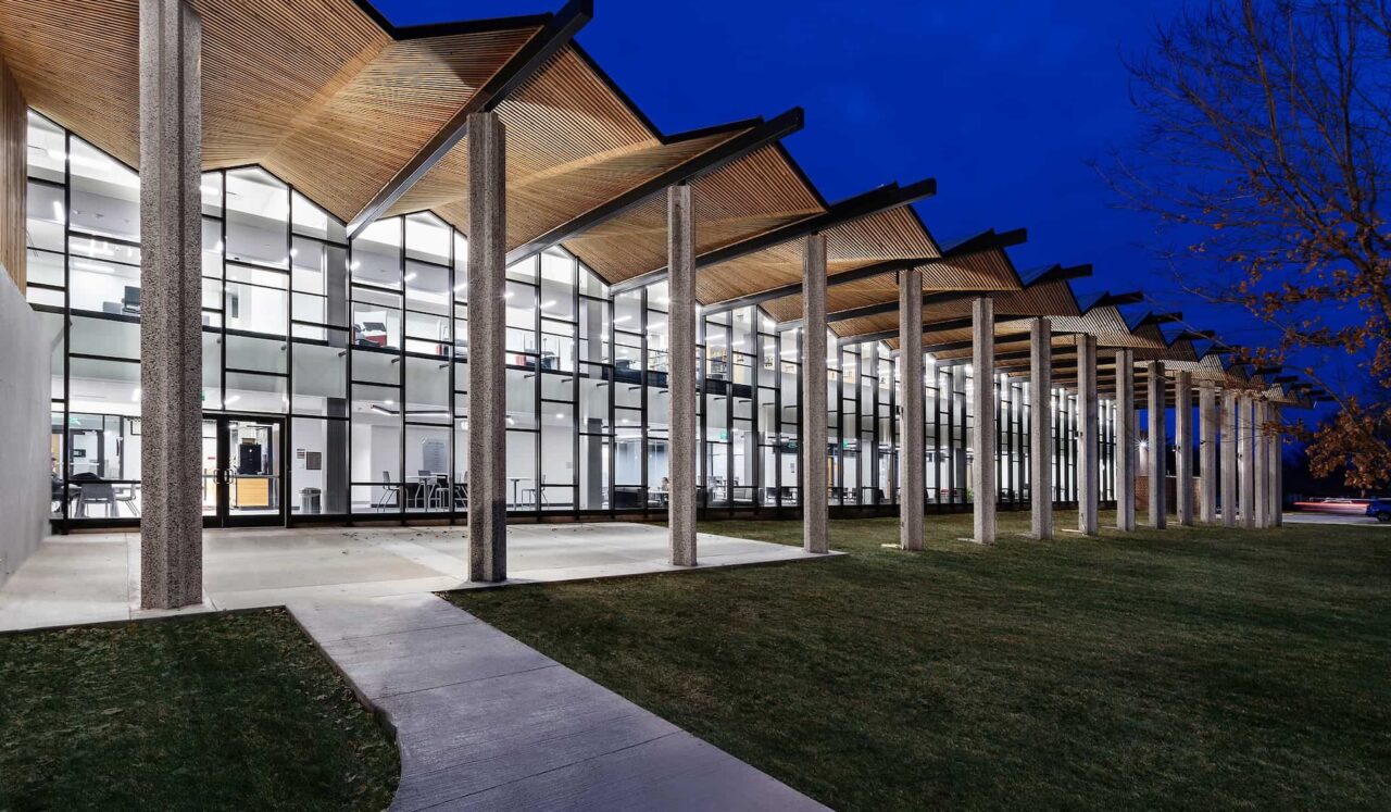 Dunn Library at Simpson College