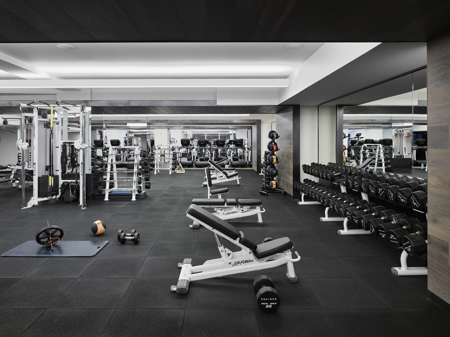 Weights exercising area at Equinox